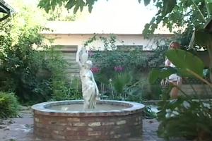 chinese偷拍videos公共场合